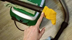 なぜ掃除機にかつて履いていた靴下を被せるのか:誰もが喜ぶ簡単な裏技